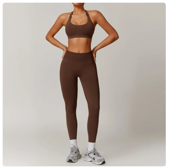 Seamless Backless Yoga Outfit – 2-Piece Bra & Leggings